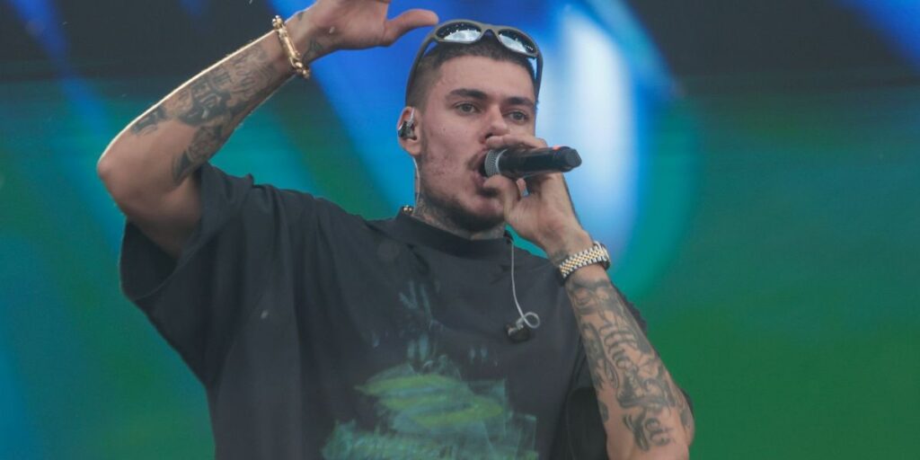 MC Kako lamenta interrupção de show no Lollapalooza: "Triste pra caramba"