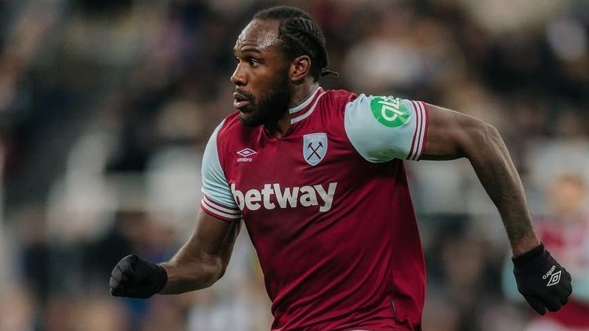 Atacante do West Ham mostra confiança em voltar a jogar após acidente grave