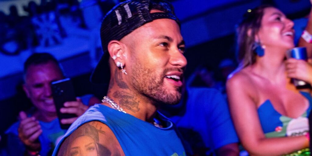 Sormani desabafa sobre Neymar: "Foi pra Sapucaí fazer o que?"