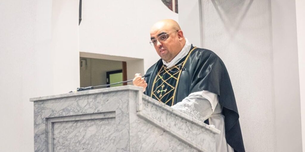 Moraes revoga medidas cautelares contra padre indiciado por trama golpista