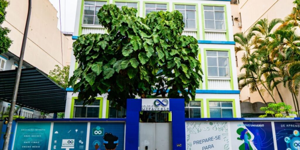 RJ: Colégio diz para alunos "irem direto para casa" após assaltos no bairro