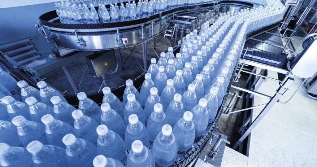 PMI industrial do Brasil avança e vai a 53 pontos em fevereiro