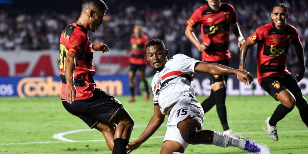 Calleri perde pênalti, e São Paulo empata com Sport pelo Brasileirão