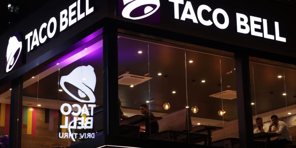 Taco Bell ignora alerta dos fast foods nos EUA e prevê aumento de vendas