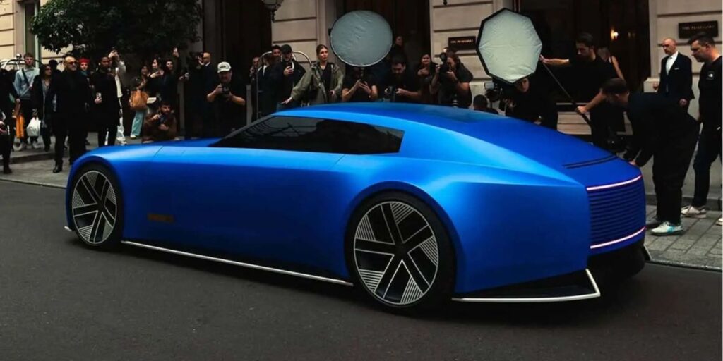 Jaguar Type 00: carro com visual polêmico foi apresentado em Paris; veja