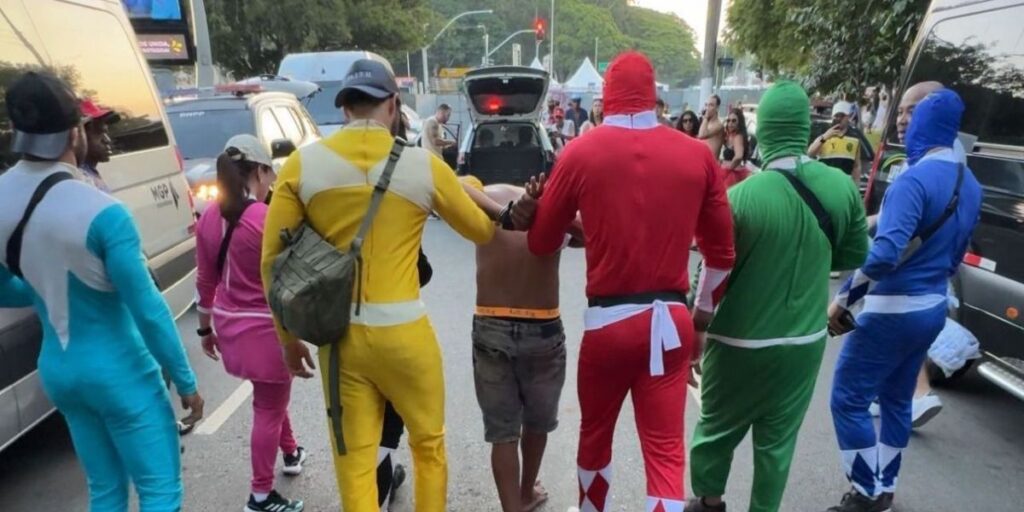 "Hora de morfar": Tarcísio destaca ação de policiais "Power Rangers" em SP