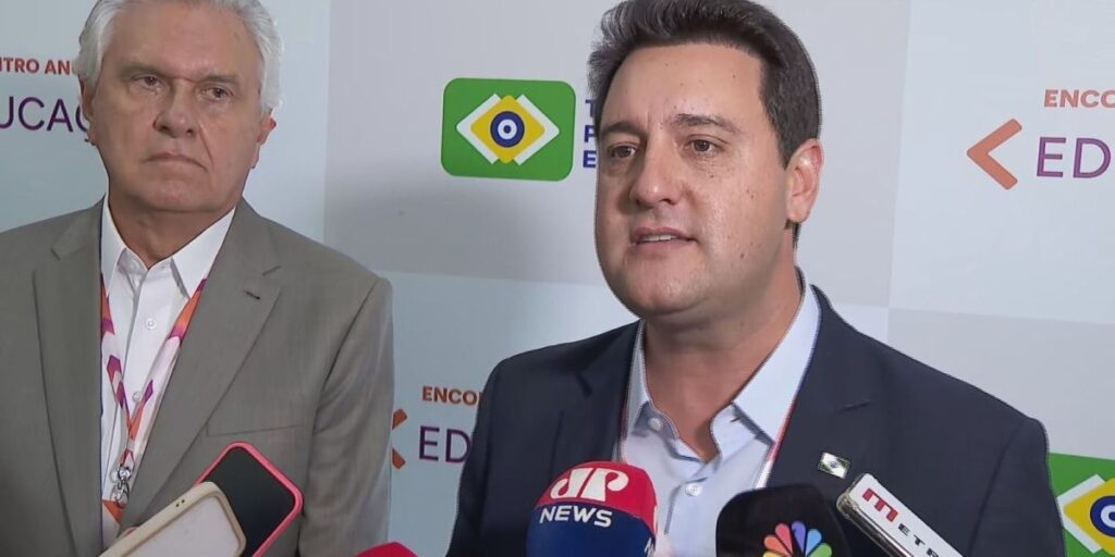 Talvez tenha feito um elogio, não vejo maldade, diz Ratinho Jr. sobre Lula