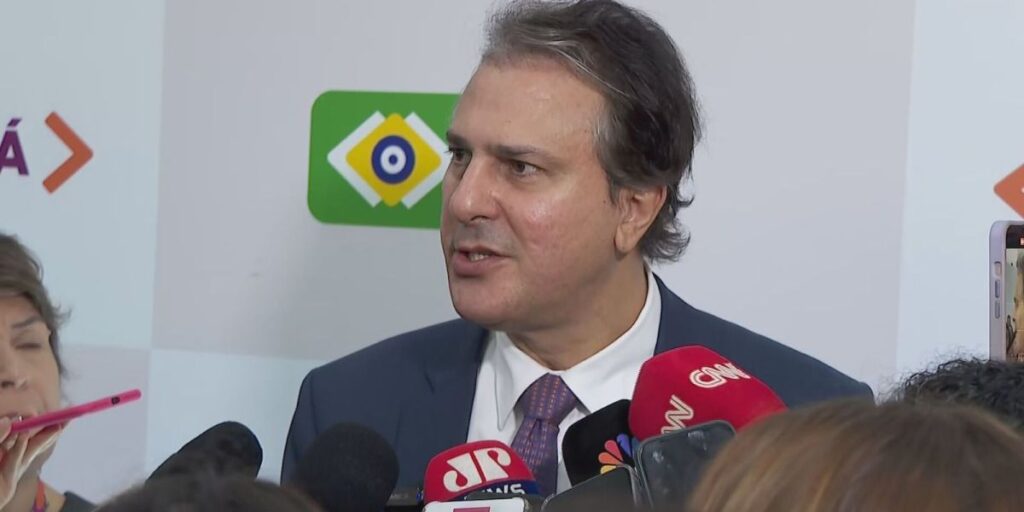 Camilo Santana defende discussão sobre IA por ministérios