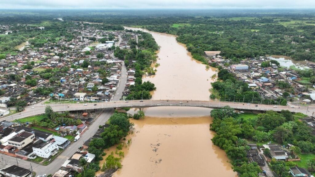 Cheias no Acre: mais 2 municípios decretam situação de emergência