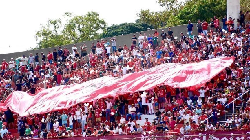 MP investiga uso irregular de terreno público por clube no Paraná