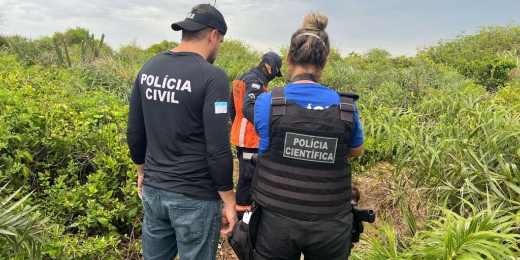 ES: Corpo enterrado em praia pode ser de motorista desaparecido