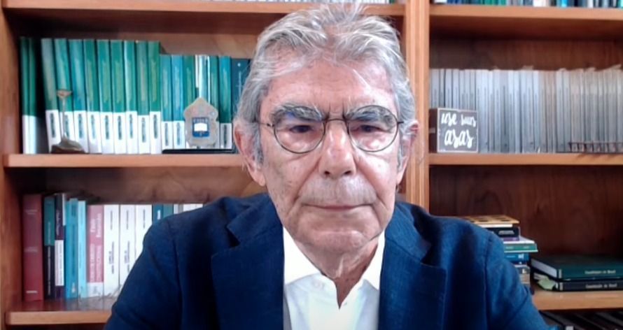 "Ministro não é suspeito coisa nenhuma", diz Ayres Britto sobre Moraes