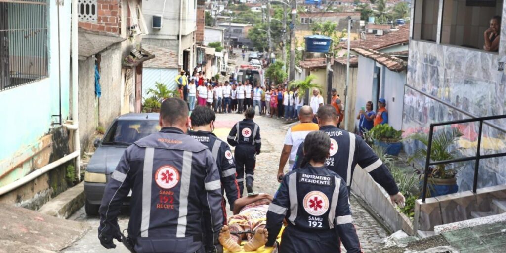 PE: moradores vivem cenário de tragédia em simulado de deslizamento