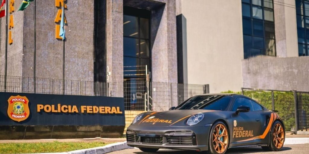 Porsche de R$ 1,5 milhão vira viatura da PF em Santa Catarina