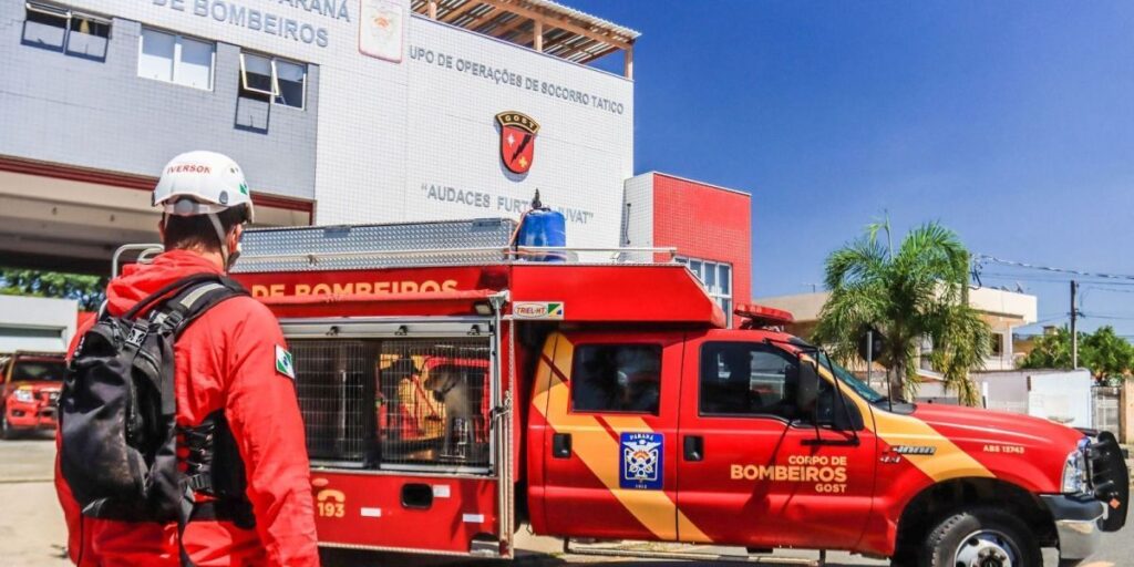 Acidente deixa cinco mortos e uma bebê ferida em rodovia do Paraná