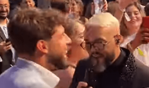 Yuri Alberto faz dueto com Belo em festa do Paulistão; veja