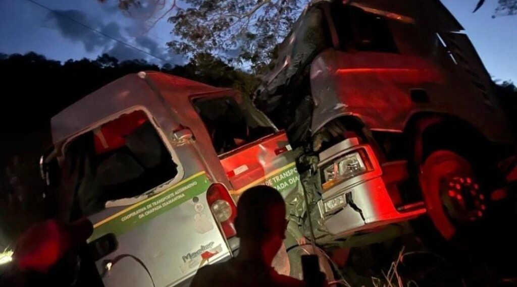 Onze pessoas morrem em acidente na Chapada Diamantina