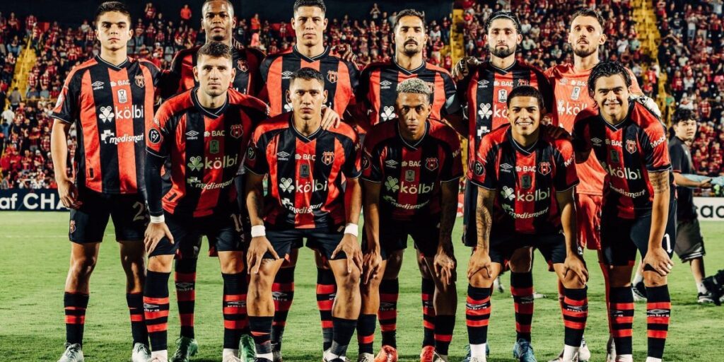 Conheça o Alajuelense, time que pode entrar no grupo do Flamengo no Mundial