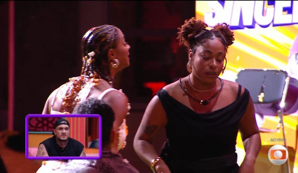 BBB25: Aline e Thamiris trocam farpas ao vivo e ignoram Tadeu Schmidt