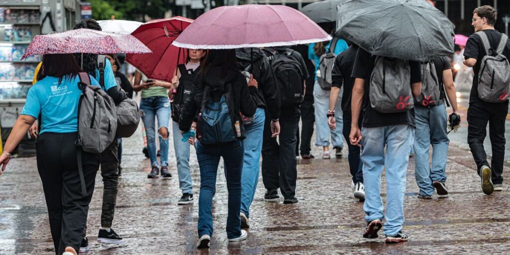 Previsão do tempo indica chuvas e instabilidade em Vitória (ES)