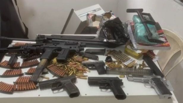 Homem é preso por fornecer armas para facção em São Paulo