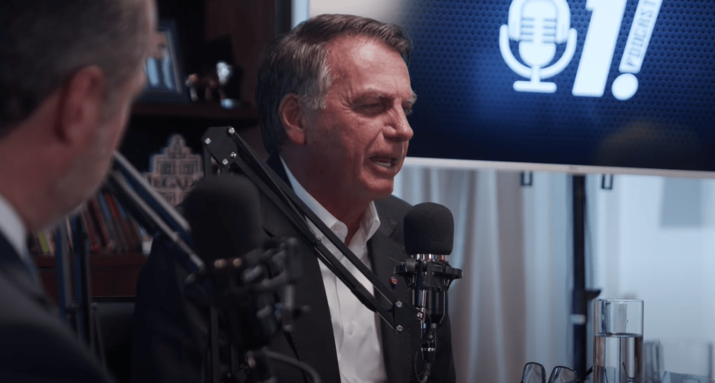 Bolsonaro fala sobre anistia com Marcos Pereira após "confusão terrível"