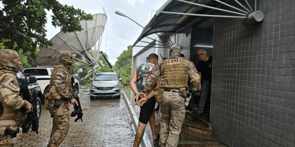 Polícia prende 21 torcedores organizados por “guerra urbana” em Recife