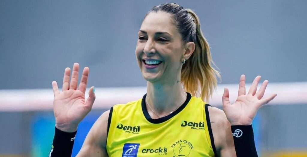 Carol Gattaz anuncia data de cirurgia no joelho após lesão