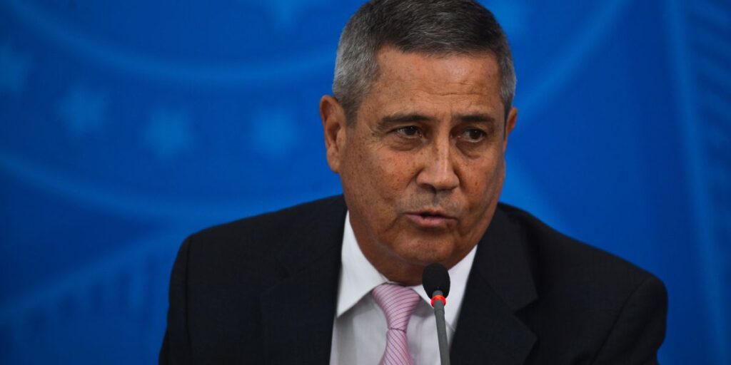 Por unanimidade, Primeira Turma do STF mantém prisão de Braga Netto