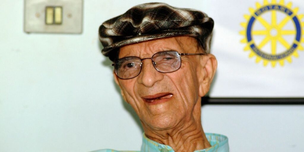 Sinais Vitais: Ciência estuda médiuns e acertos em cartas de Chico Xavier