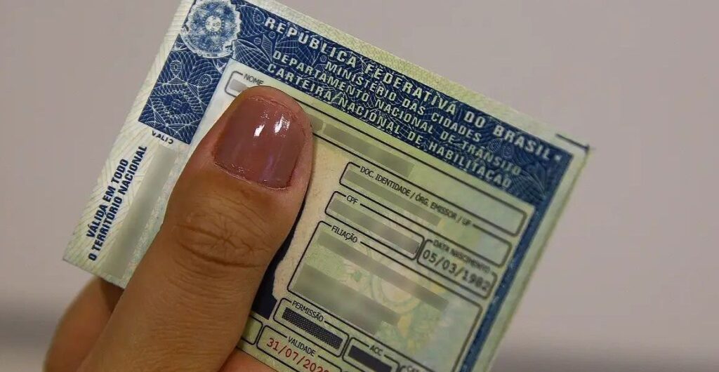 Motoristas podem ter desconto na renovação da CNH; saiba como