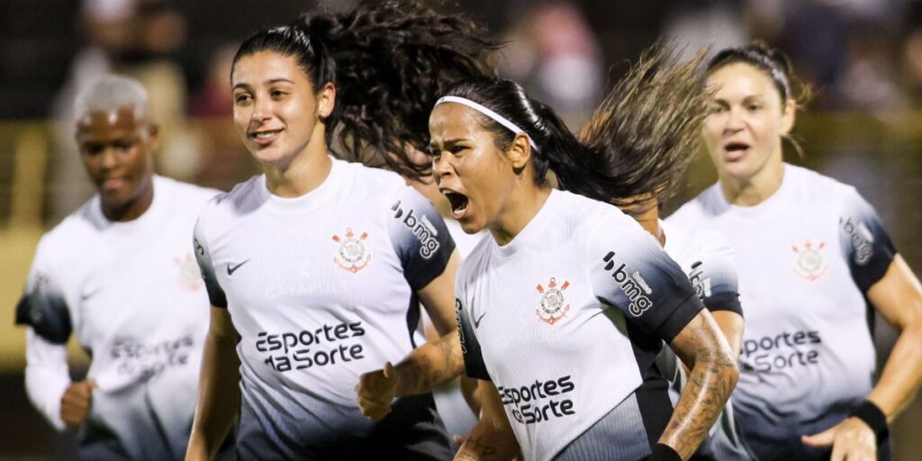 Corinthians elimina Cruzeiro e vai à final da Supercopa Feminina