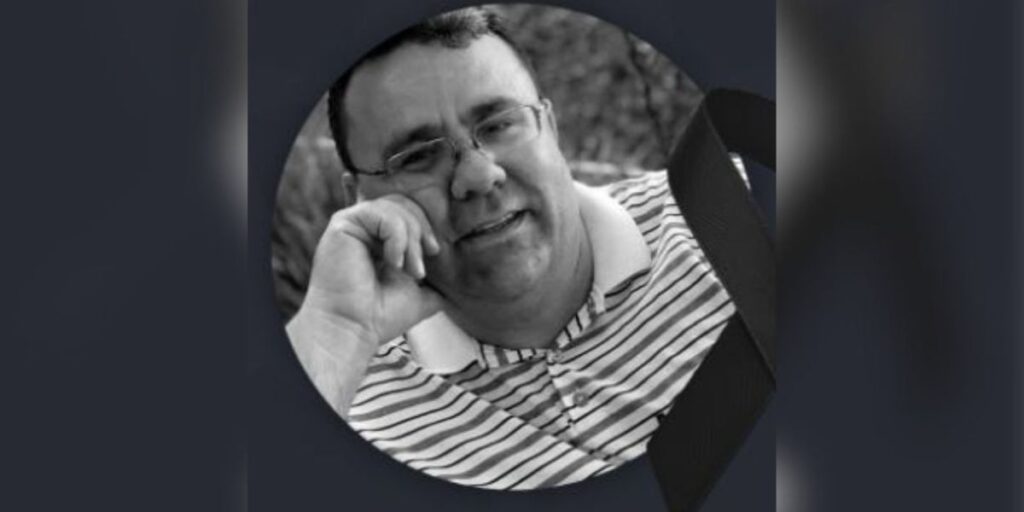 Jornalista é encontrado morto dentro de casa em Curitiba