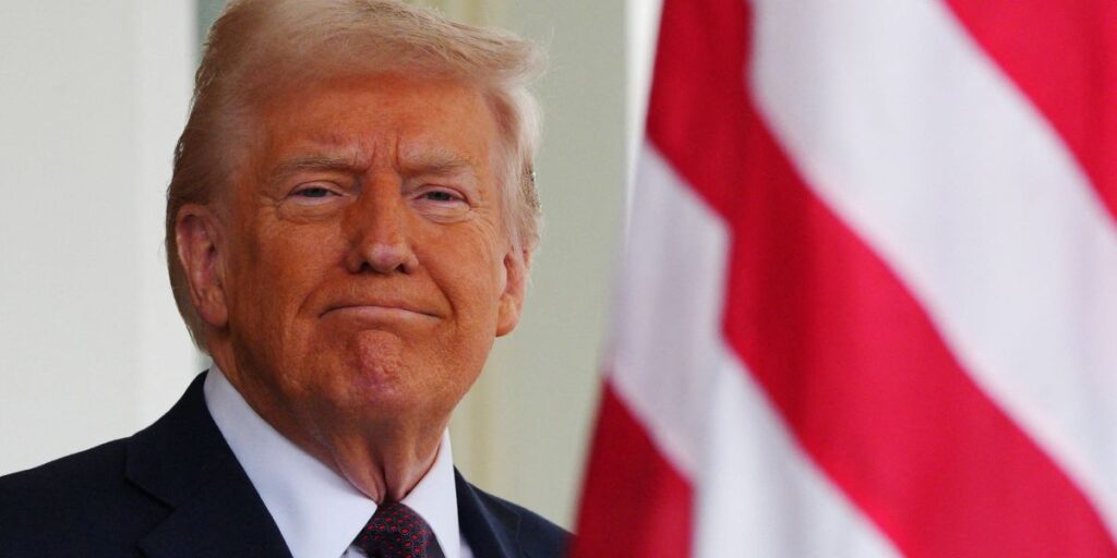 Trump diz que "provavelmente" vai reduzir tarifas sobre Canadá