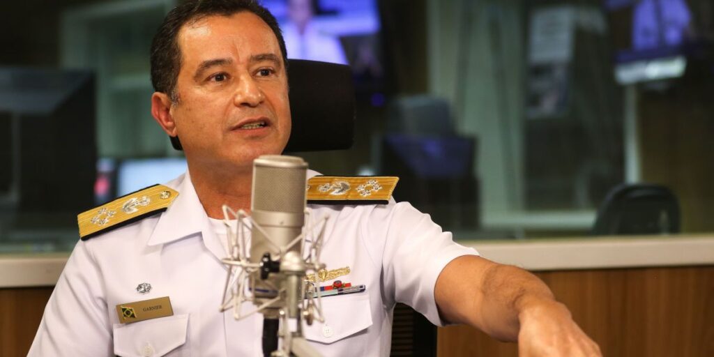 Denúncia é insuficiente, diz defesa de Garnier ao pedir análise em plenário