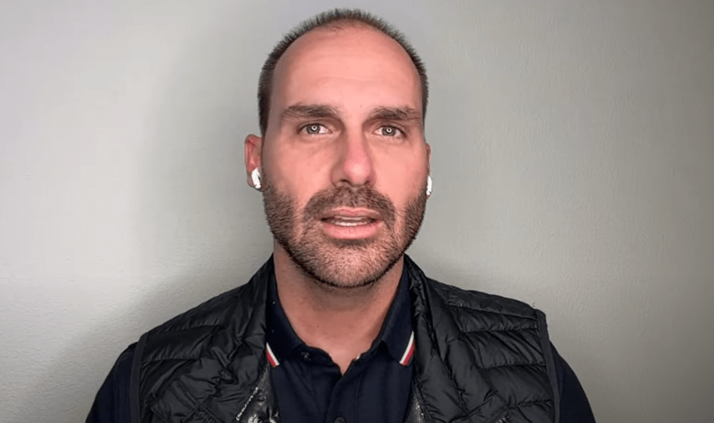 Eduardo Bolsonaro diz que espera sanções dos EUA a Moraes e ao Brasil