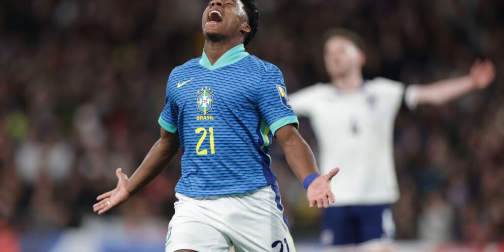 Preterido por Dorival, Endrick relembra 1º gol pela Seleção Brasileira