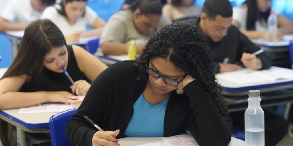 Direito, psicologia e mais: veja os 10 cursos mais buscados da rede privada