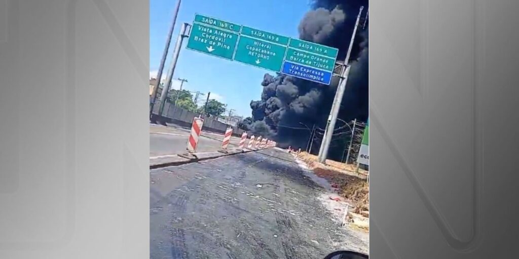 Caminhão-tanque explode e interdita rodovia no RJ