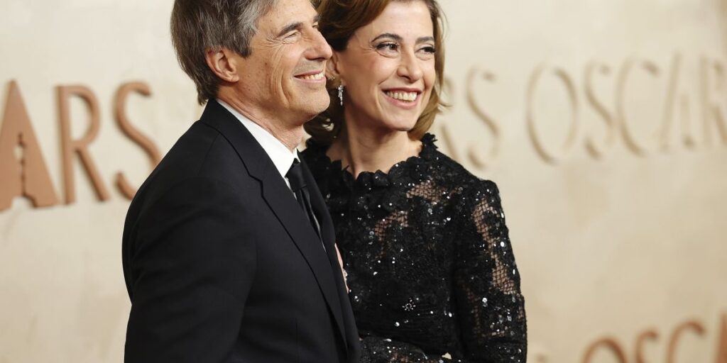 Ainda estamos aqui, e vamos continuar por um bom tempo