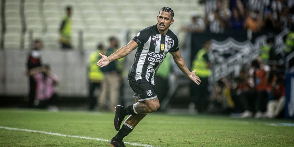 Ceará vence Fortaleza e abre vantagem na final do Cearense