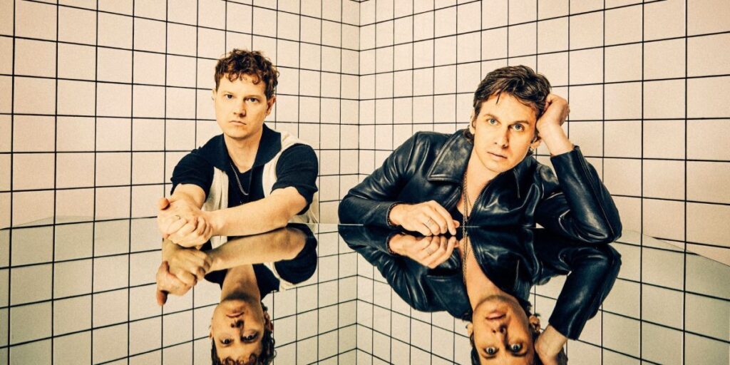 Lollapalooza 2025: após hiato, Foster The People traz novo álbum ao Brasil