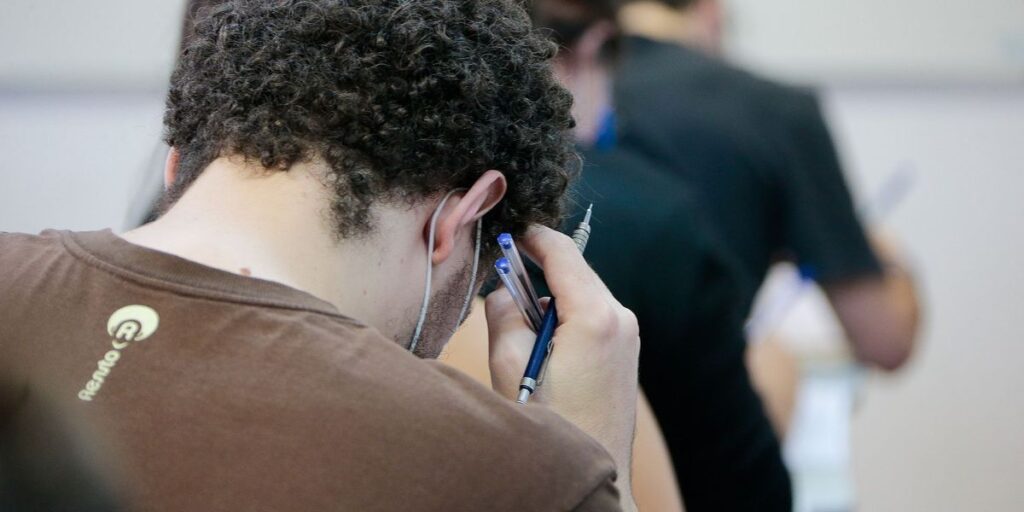 Inscrições para o Vestibular Univesp 2025 vão até 7 de abril
