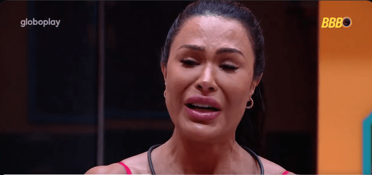 Gracyanne reúne brothers no BBB 25 e pede desculpas por pegar comida