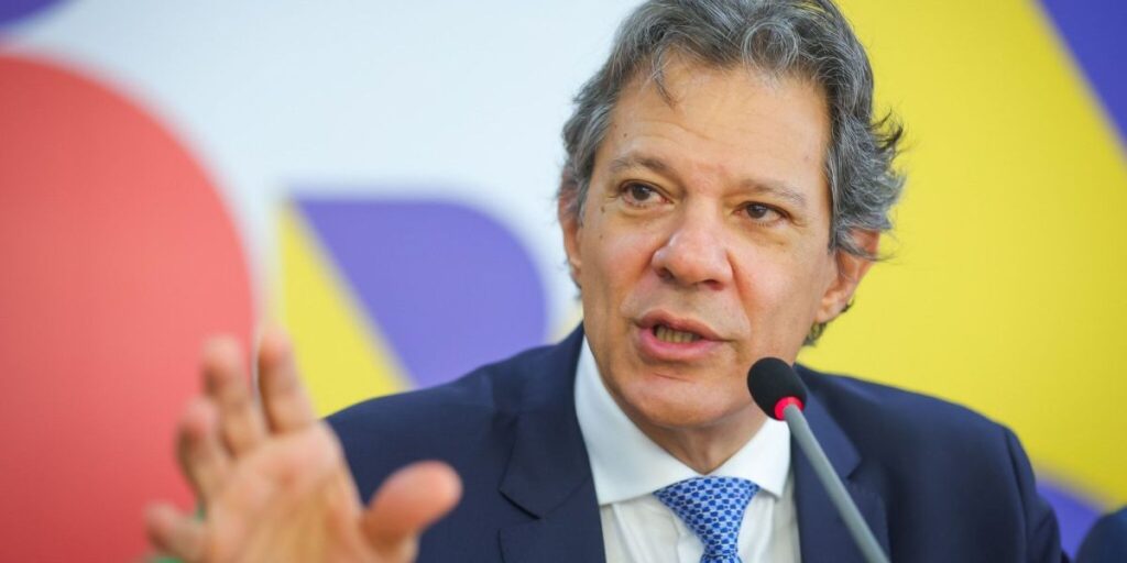 Isenção do IR vai ser enviada depois de consignado privado, diz Haddad