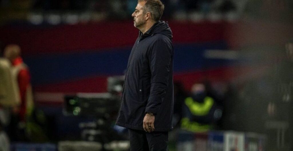 Feliz por Yamal, técnico do Barcelona rejeita favoritismo na Champions