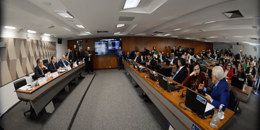 CCJ do Senado analisa relatório de devedor contumaz nesta quarta