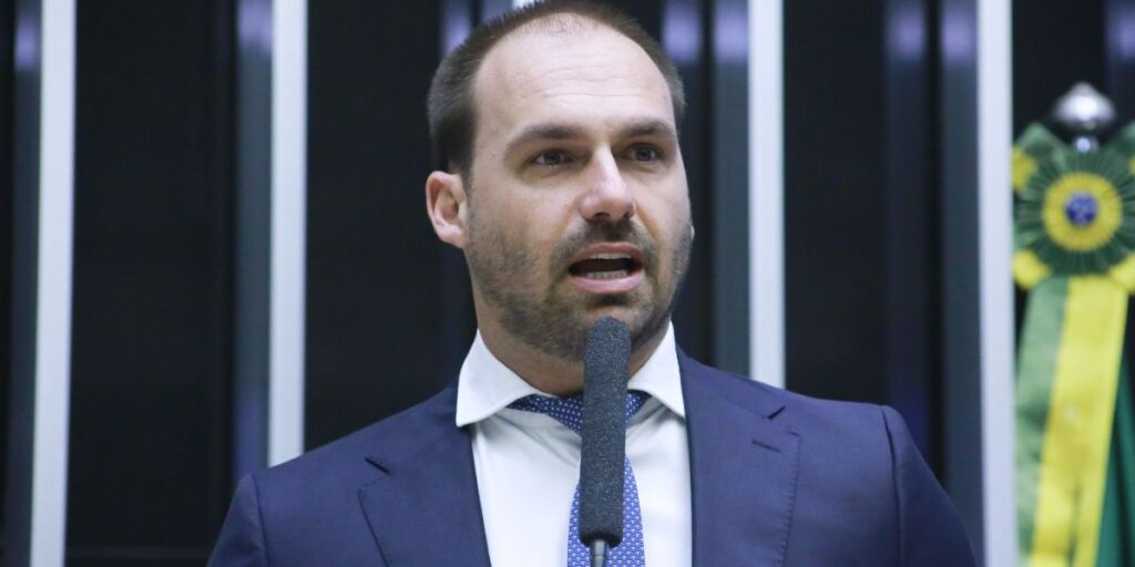 PGR se manifesta contra investigação de Eduardo Bolsonaro