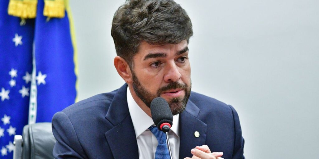 Deputado propõe comissão para investigar déficit nas estatais