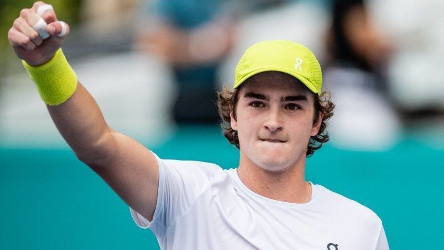 João Fonseca sobe duas posições no live ranking da ATP após vencer top-20